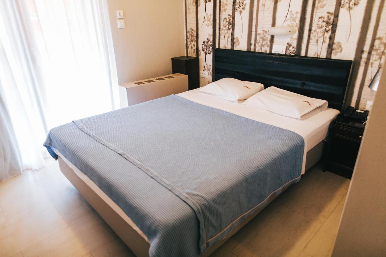 Fanari Hotel Extérieur photo